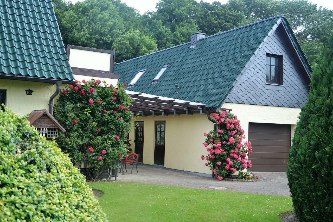 Ferienwohnung 1 Bei Familie Saupe Schaprode Exterior photo